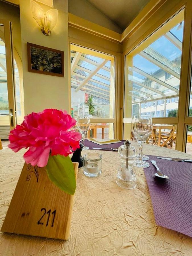 Hotel Athena Brides-les-Bains Exterior photo